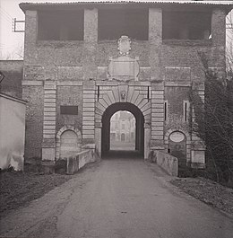 Porta Vittoria, photographed by Paolo Monti, 1965.