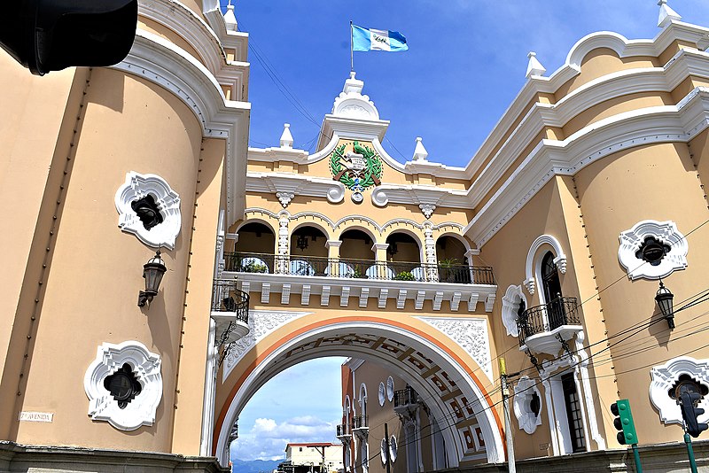 File:Post Office Palace in Guatemala City - GT.jpg