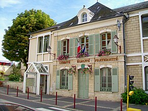 Presles (95), mairie-école, rue Pierre-Brossolette.jpg