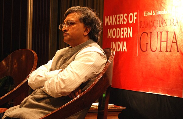 Guha at his book Makers of Modern India's event