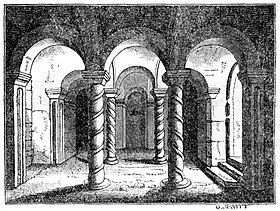 La cripta de la antigua abadía se remonta al siglo VIII.