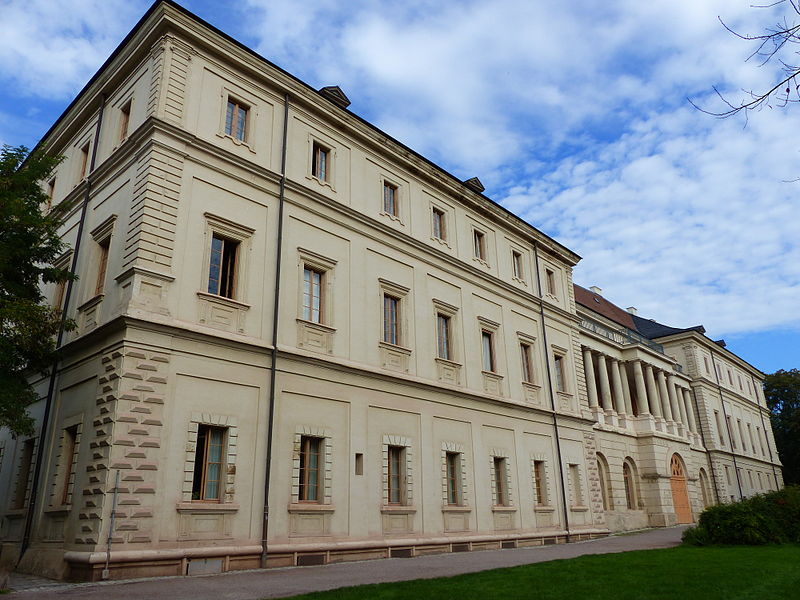 File:Residenzschloss Weimar 06.JPG