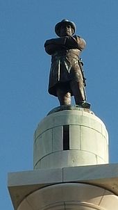 Robert E. Lee Monument, close up Robert E Lee Monument at Lee Circle closeup. New Orleans Louisiana.jpg