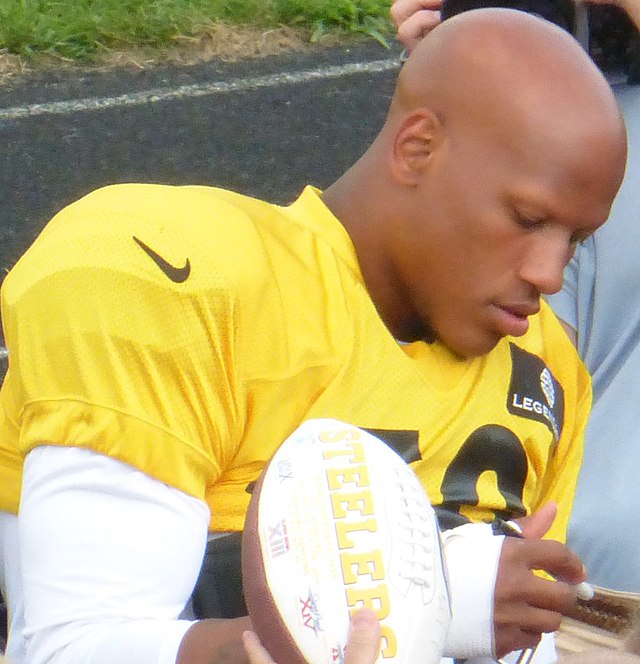 Steelers rule out Ryan Shazier for Monday night