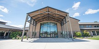 <span class="mw-page-title-main">Summit High School (Bend, Oregon)</span> Public high school in Bend, , Oregon, United States