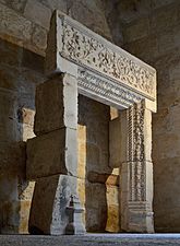 Stone portal (Plateresque style - XVIth century, unknown origin) - Fine arts Museum - Salamanca