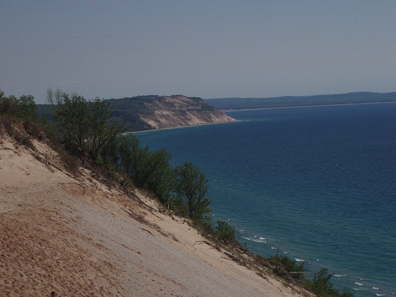 File:Sleeping Bear Dunes.JPG