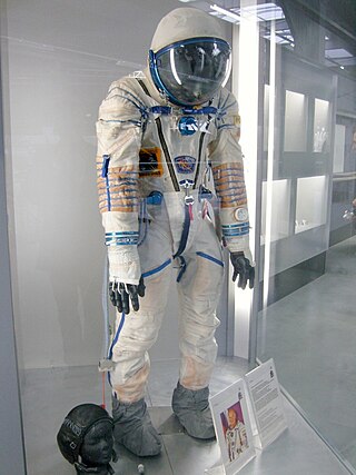 <span class="mw-page-title-main">Sokol space suit</span> Soviet/Russian spacesuit used on Soyuz