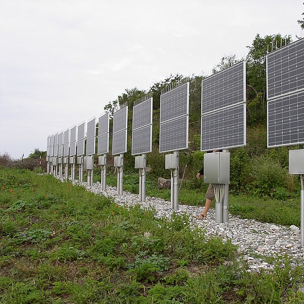 File:Solar panels on Hjelm Island.jpg