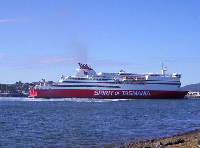 File:Spirit of Tasmania III on Mersey River, Devonport, Tasmania.jpg