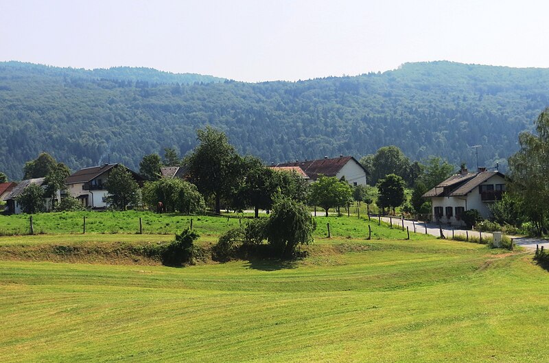 File:Stari Log Kocevje Slovenia.jpg