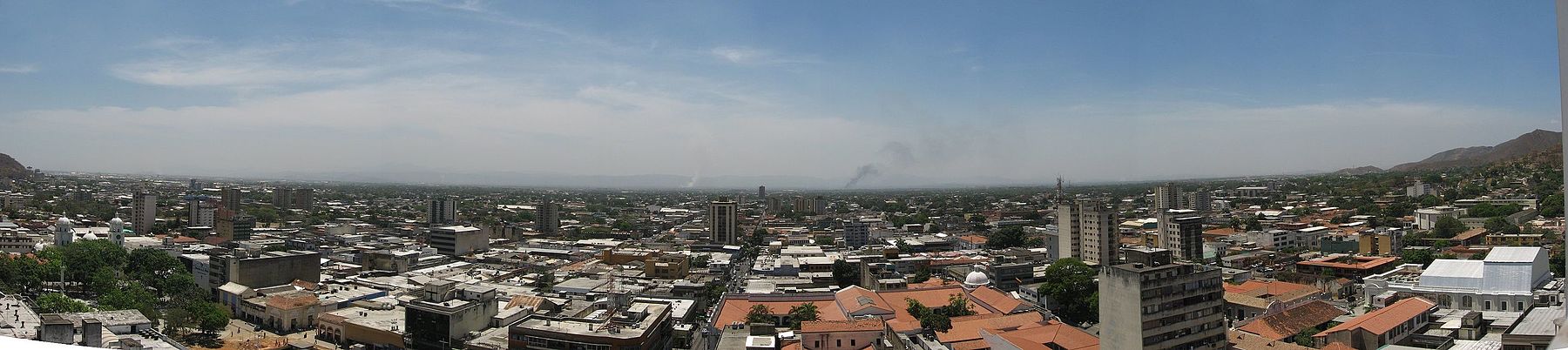 Sur de Valencia desde la Torre Castillito.jpg