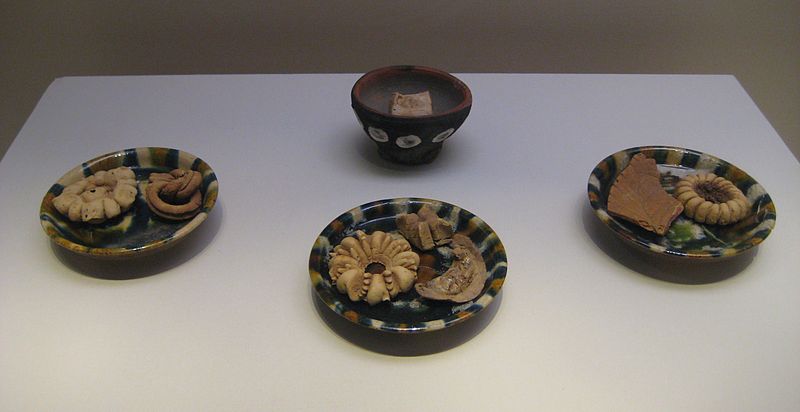 File:Tang dynasty pottery dumplings.jpg