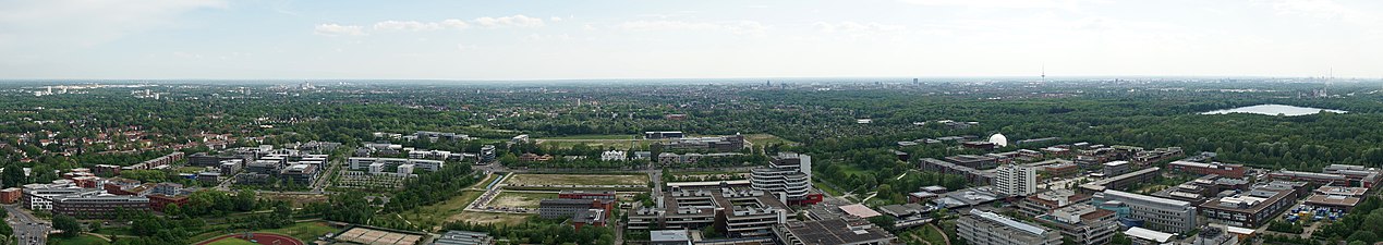Technologiepark und Universität Bremen (Schwenkpanorama von der Spitze des ZARM-Fallturms)