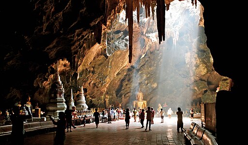 Tham Khao Luang Cave 2014-04 --3