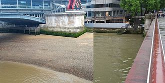 Waterstand of Thames at low tide (left) and high tide (right) in comparison at Blackfriars Bridge in London Thames tide.jpg