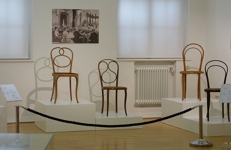 File:Thonet chairs.jpg