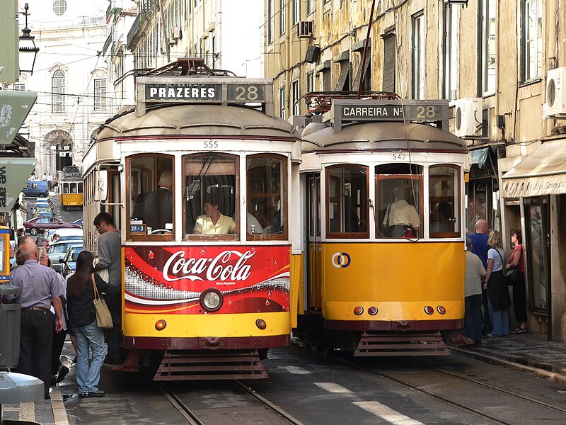 File:Tram 28, Lisbon, 20051011.jpg