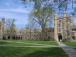 ミシガン大学 - Wikipedia