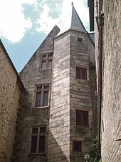 La tour polygonale du Château-Gaillard.