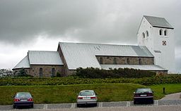 Vestervigs kirke i året 2000. 
 En gang i tiden var denne domkirke og klosterkirke