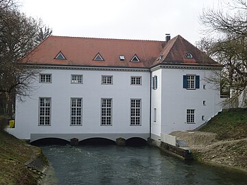 Datei:Wertach-Kraftwerk_Schießstättenstraße.JPG