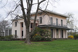 Davison Art Center (Richard Alsop IV House)