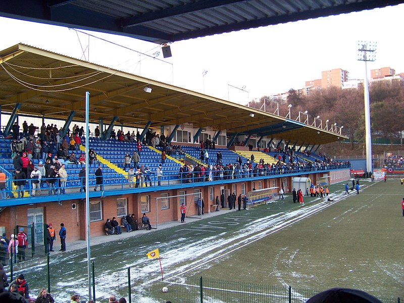 Soubor:West stand of Letna Stadium in Zlin.jpg