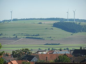 Ansicht von Westen, im Vordergrund Salmendingen