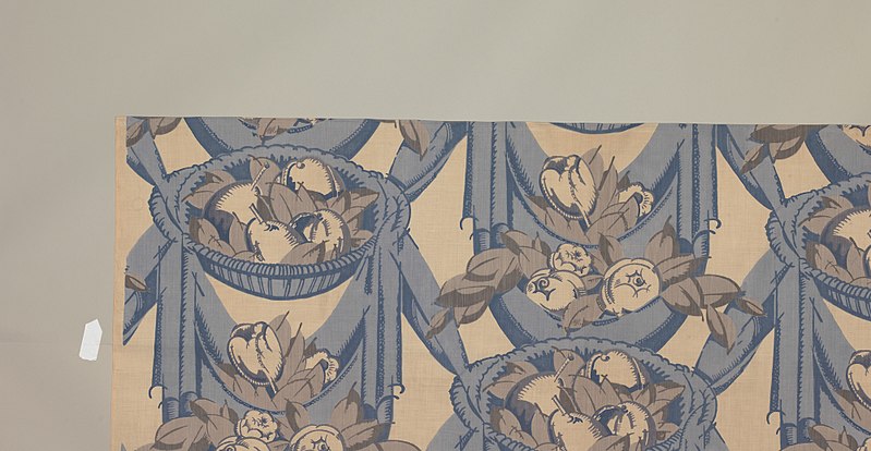 File:"Draperies" Textile MET DP293927.jpg