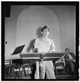 (Portrait of Leonard Bernstein, Carnegie Hall, New York, N.Y., between 1946 and 1948) (LOC) (4888663302).jpg