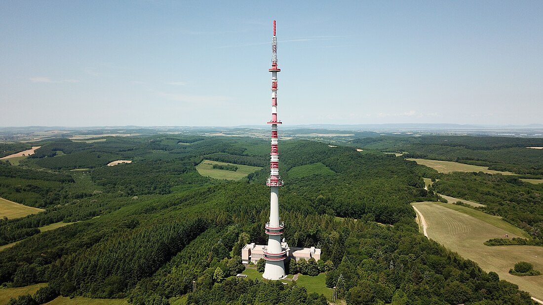 File:Újudvar TV Tower 2019 1.jpg