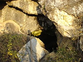 Процеп на отворот на пештерата