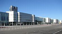 Terminali A i B aerodrom Kolʹcovo.jpg