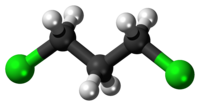 Ball-and-stick model of the 1,3-dichloropropane molecule{{{画像alt1}}}