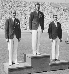 1932 Olympic pentathlon podium.jpg