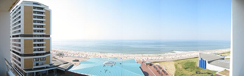 File:2002-07 Sylt - Westerland (panorama).jpg