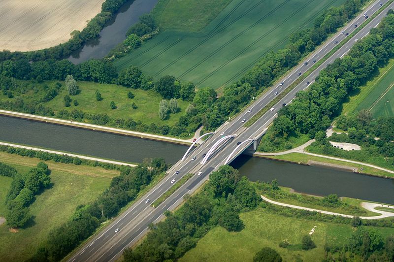 File:20140601 133756 Brücke A1 über Datteln-Hamm-Kanal, Hamm (DSC02369).jpg