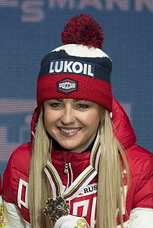 20190228 FIS NWSC Seefeld Upacara penyerahan Medali Tim Rusia 850 5862 Anna Nechaevskaya.jpg