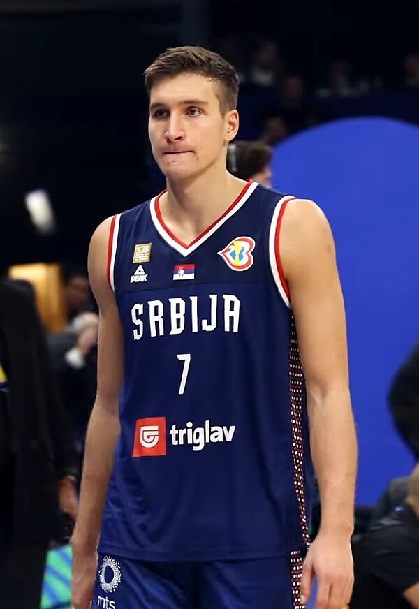 Bogdanović with the Serbian national basketball team at the 2023 FIBA Basketball World Cup