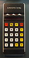 Deutsch: ARISTO M 64 Taschenrechner aus den 1970er Jahren. Deutsch: ARISTO M 64 pocket calculator of the 1970s.