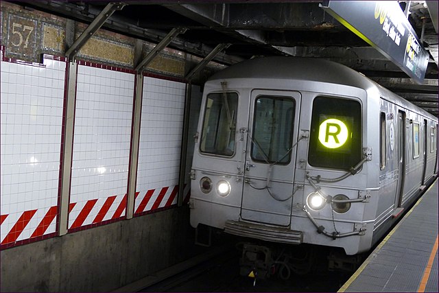 An R train of R46 cars at 57th Street