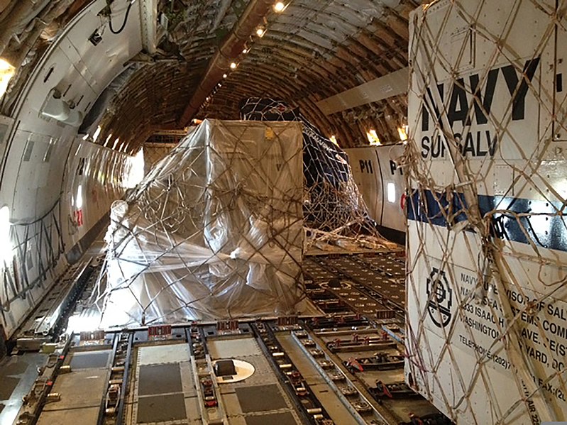 File:A U.S. Navy towed pinger locator and other ocean search and recovery assets sit in a cargo aircraft at John F. Kennedy International Airport in New York City March 24, 2014, before being transported to 140324-N-ZZ999-101.jpg