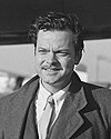 Acteur en regisseur Orson Welles op Schiphol, Bestanddeelnr 902-5652 Cropped.jpg