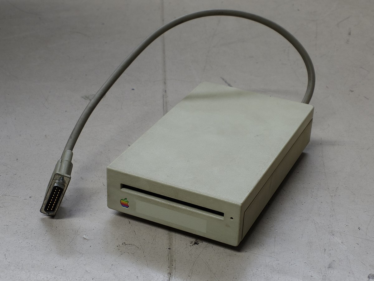 IBM 570 External FDD. Optical Drive Apple. Floppy Disk Drive for the Apple II,. Linn Unidisk SC купить.