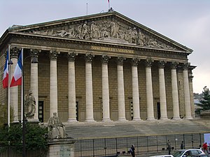 Vista desde el oeste de la Assemblée Nationale