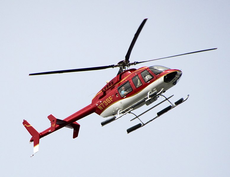 File:BELL 407 N73SF (15571999556).jpg