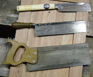 <span class="mw-page-title-main">Backsaw</span> Hand saw with a stiffened back