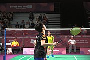 Deutsch: Badminton bei den Olympischen Jugendspielen 2018; Tag 4, 10. Oktober 2018; Viertelfinale Mädchen: Vu Thi Anh Thu (Vietnam) - Goh Jin Wei (Malaysia) 12-21, 9-21 26′ English: Badminton at the 2018 Summer Youth Olympics at 10 October 2018 – Girls Quarterfinal: Vu Thi Anh Thu (Vietnam) vs Goh Jin Wei (Malaysia) 12-21, 9-21 26′