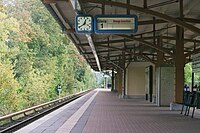 Berlin-Schulzendorf train station (view from the platform towards Tegel, 2006) .jpg